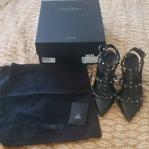 Valentino Noir Rockstud heels size 7